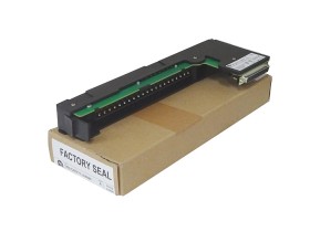 ALLEN BRADLEY 1492-CM1771-LD008F