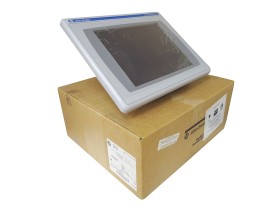 Item image for ALLEN BRADLEY 2711P-T12C4D8 in condition OB