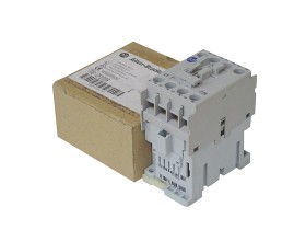 Item image for ALLEN BRADLEY 700-CF220B