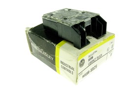 ALLEN BRADLEY 800M-XD2S