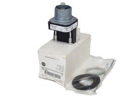 ALLENBRADLEY_800TQ24