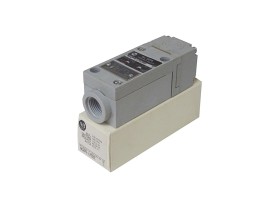 Imagen del artículo para ALLEN BRADLEY 802PR-LACB2 en condición OB