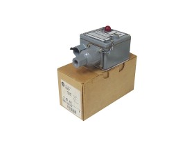 Item image for ALLEN BRADLEY 836T-T252JX9 in condition OB