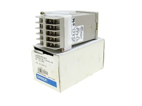 Item image for OMRON E5CS-R1KJX-F in condition NEW