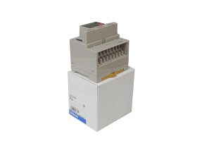 OMRON_GT1AD04