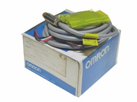 OMRON TL-X5ME1