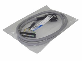 Imagen del artículo para OMRON XW2Z-100J-B2B en condición FS