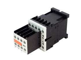 Imagen del artículo para SIEMENS 3RH1 244-1AD00 en condición USED