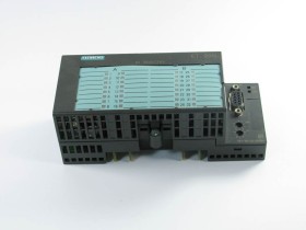 Imagen del artículo para SIEMENS 6ES7 131-1BL00-0XB0 en condición USED