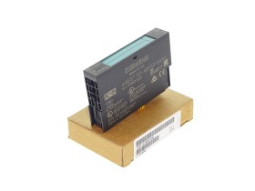 Imagen del artículo para SIEMENS 6ES7 131-4BF50-0AA0 en condición NEW