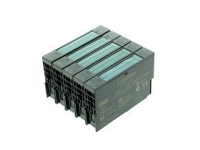 Imagen del artículo para SIEMENS 6ES7 132-4BB01-0AB0 en condición USED