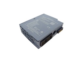 Imagen del artículo para SIEMENS 6ES7 132-6BH00-0BA0 en condición USED