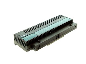 Imagen del artículo para SIEMENS 6ES7 133-0BN11-0XB0 en condición USED