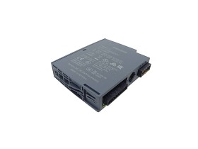 Imagen del artículo para SIEMENS 6ES7 134-6HB00-0CA1 en condición USED