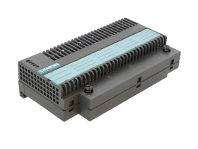 Imagen del artículo para SIEMENS 6ES7 135-0HF01-0XB0 en condición USED