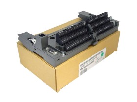 Imagen del artículo para SIEMENS 6ES7 193-0CC10-0XA0 en condición NEW