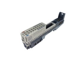 Imagen del artículo para SIEMENS 6ES7 193-6BP20-0DA0 en condición USED