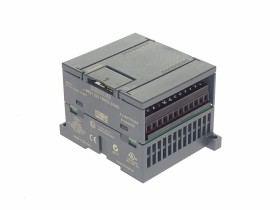 Imagen del artículo para SIEMENS 6ES7 221-1BH22-0XA0 en condición USED