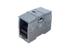 Imagen del artículo para SIEMENS 6ES7 231-4HF32-0XB0 en condición USED