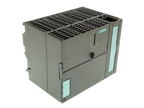 Imagen del artículo para SIEMENS 6ES7 317-6TJ10-0AB0 en condición USED