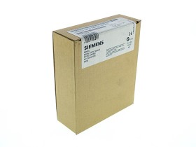 Imagen del artículo para SIEMENS 6ES7 322-1BH01-0AA0 en condición FS