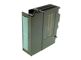 Imagen del artículo para SIEMENS 6ES7 331-7KB01-0AB0 en condición USED