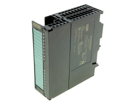 Imagen del artículo para SIEMENS 6ES7 331-7KB02-0AB0 en condición USED