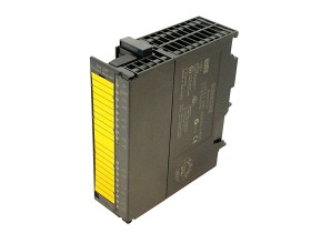 Imagen del artículo para SIEMENS 6ES7 336-4GE00-0AB0 en condición USED