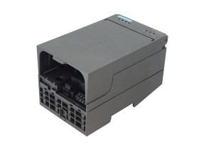 Imagen del artículo para SIEMENS 6GK5 204-0BA00-2AF2 en condición USED