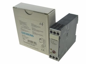SIEMENS 7PU4 020-1AJ20